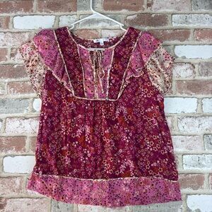 NWOT DR2 Daniel Rainn Red /Pink Printed Short Sleeve  Top - Size Large Ruffle